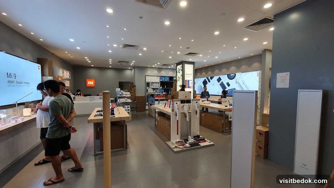 Xiaomi Store Interior