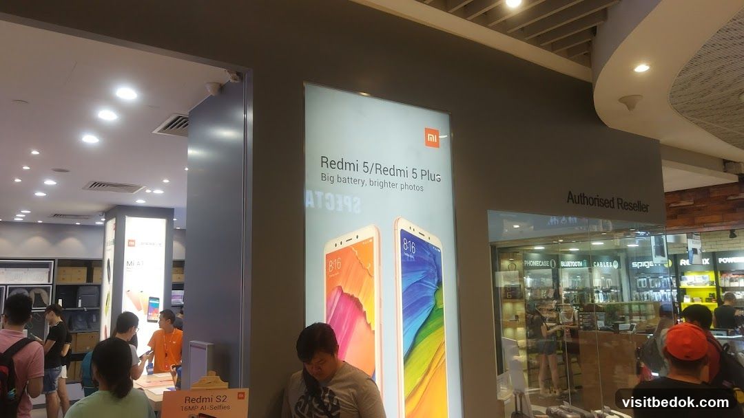 Xiaomi Store Display