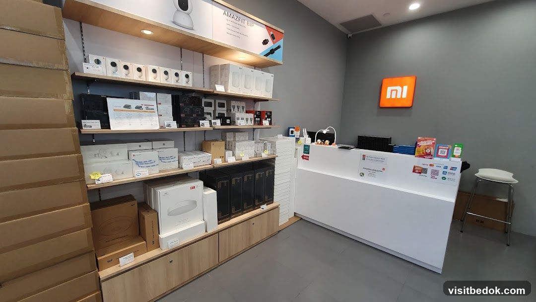 Mi Store Interior