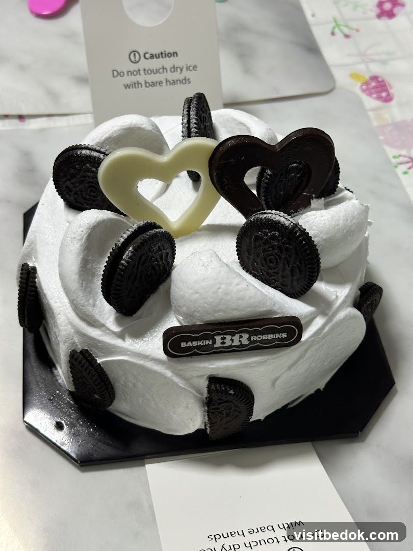 Baskin Robbins Ice Cream Cake