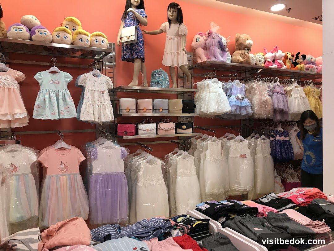 Children's Clothing Store Display