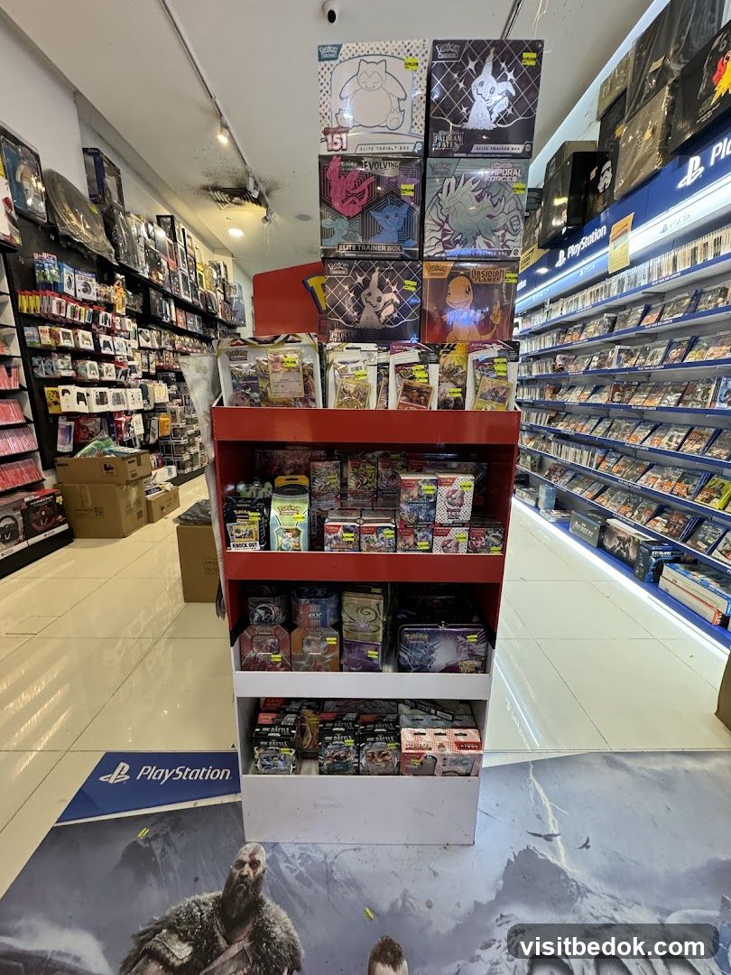 Pokemon Trading Card Display