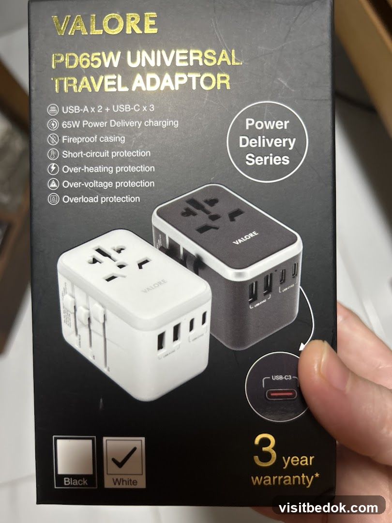 Valore PD65W Universal Travel Adaptor
