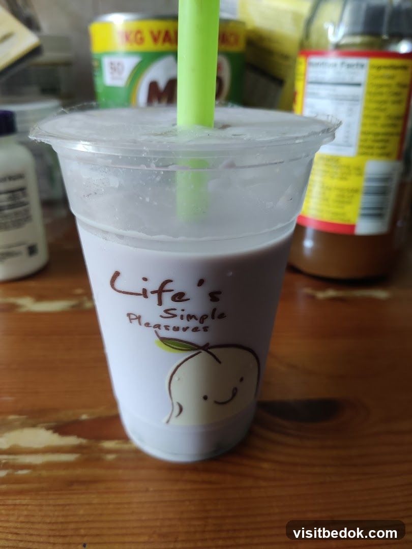 Beverage Cup with Straw