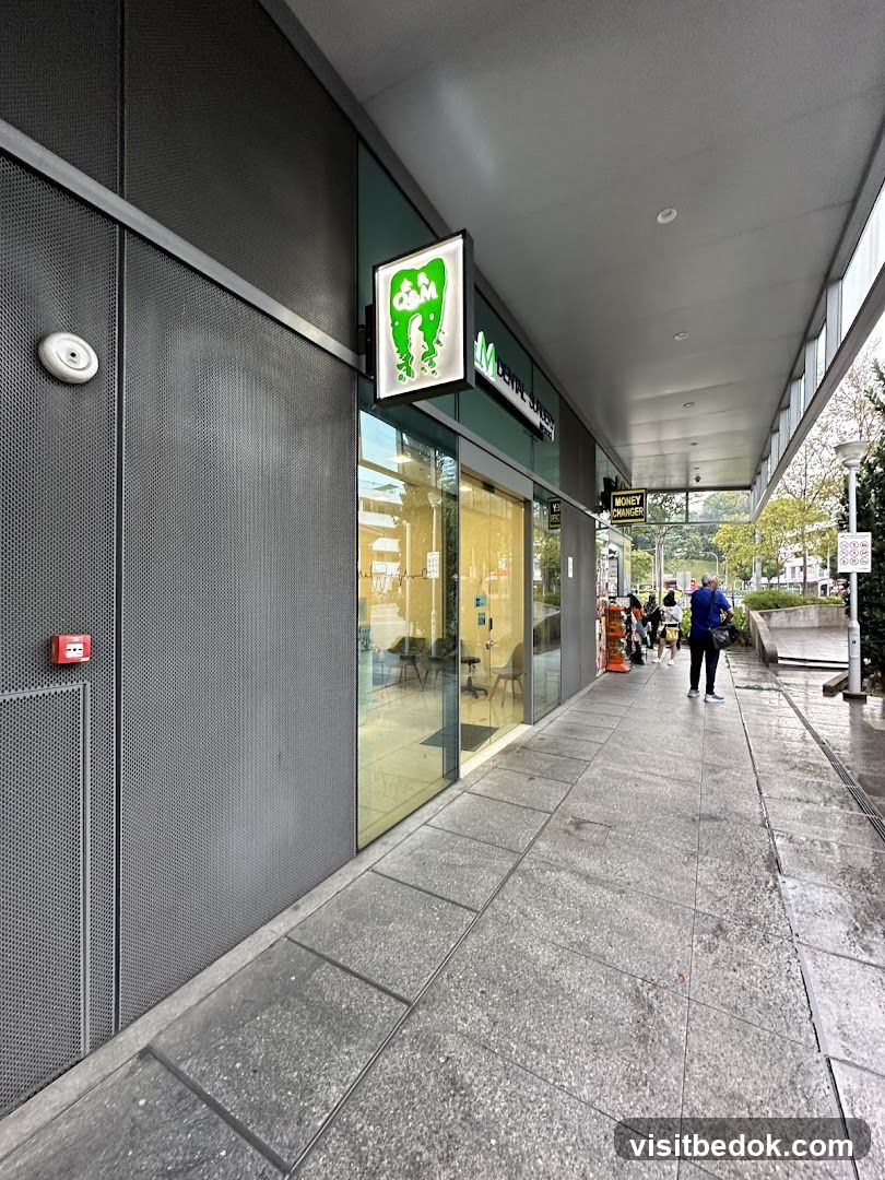 Q & M Dental Surgery (Bedok)