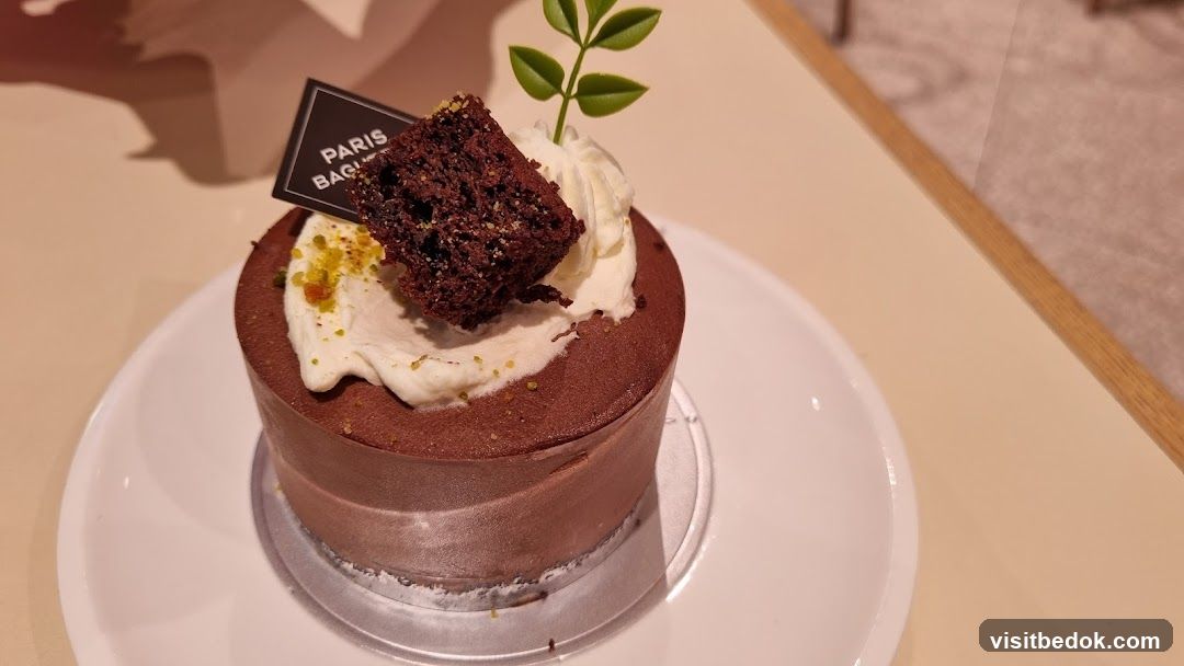 Café Adagio by Paris Baguette