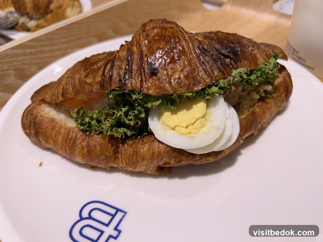 Croissant Sandwich