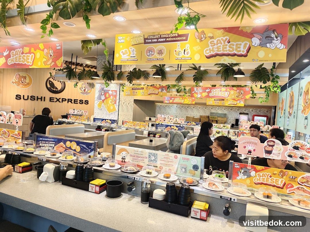 Sushi Express Interior