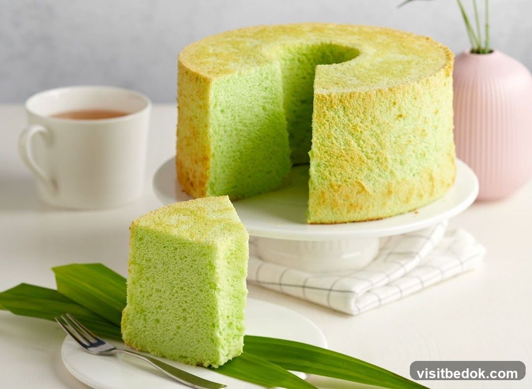 Pandan Chiffon Cake