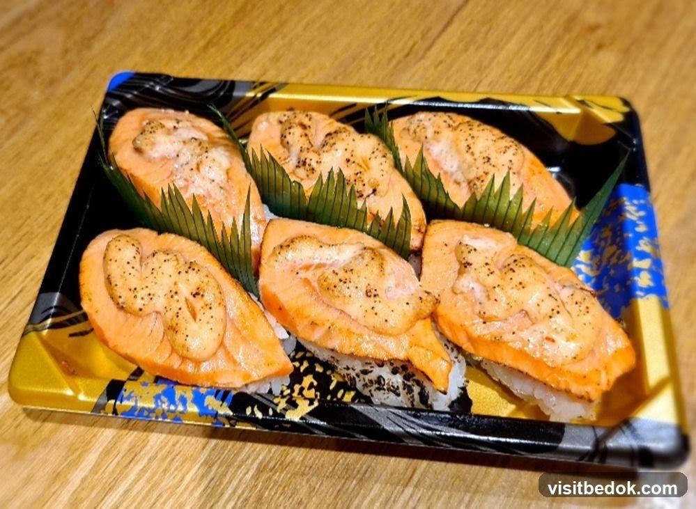 Salmon Nigiri