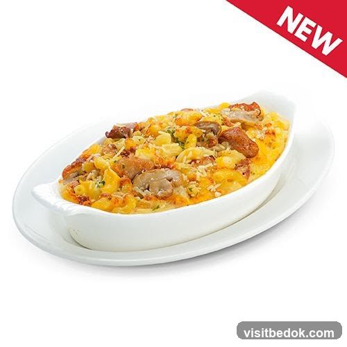 Macaroni and Cheese with Mushrooms and Meat