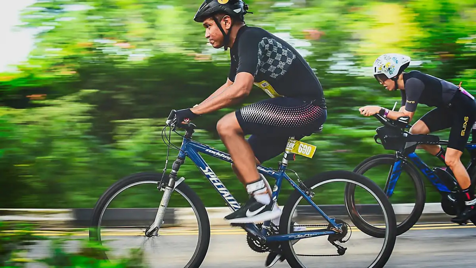 Competitive triathlon racing at TriFactor East Coast Park