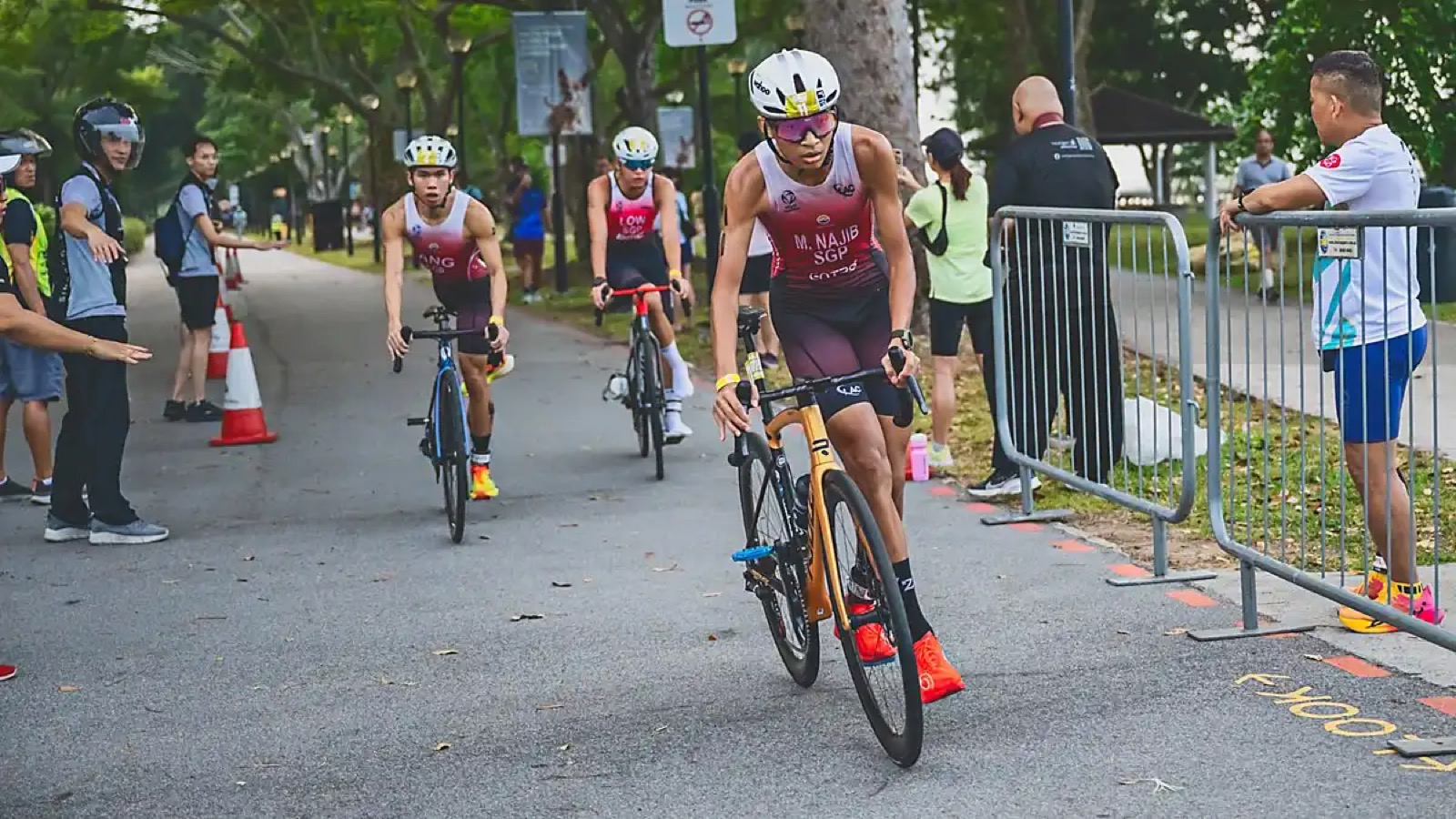 TriFactor triathlon start at Castle Beach, East Coast Park