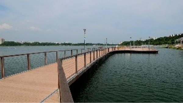 NParks floating deck on Bedok Reservoir, near the bird singing area